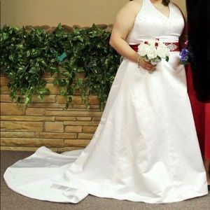 White, David's Bridal Size 26W Wedding Dress!